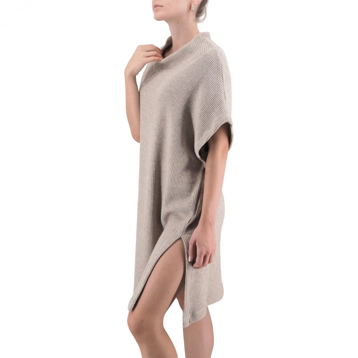Abito In Maglia Con Collo E Spacchi