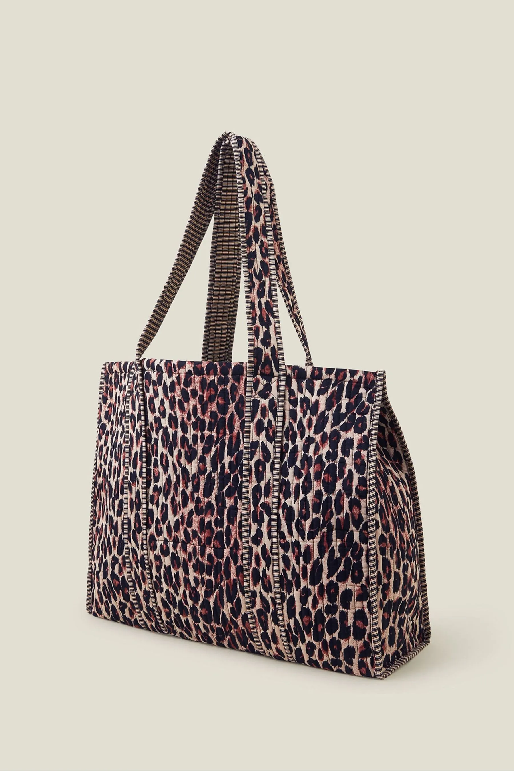 Accessorize - Borsa shopper trapuntata con Stampa maculata