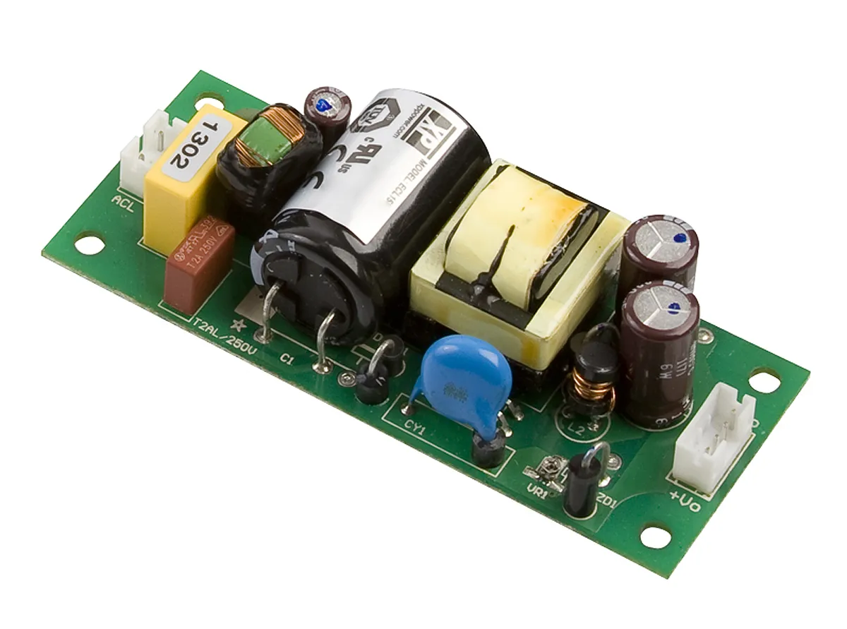 Alimentatore switching XP Power ECL15UD02-T, 15W, ingresso 120 → 370 V dc, 85 → 264 V ac, uscita ±15V cc,
