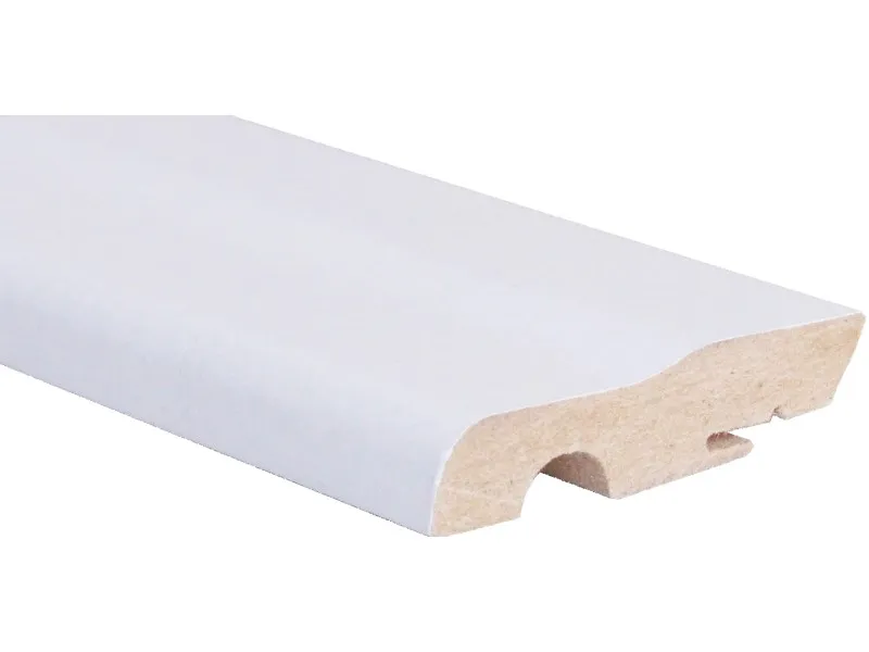 Battiscopa in MDF con passacavo rivestito bianco H 7 cm