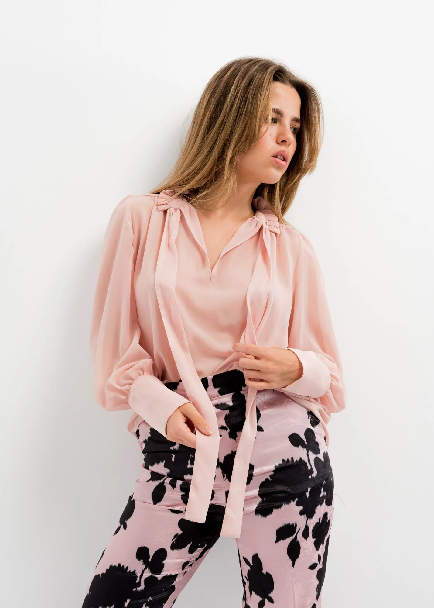 Blusa imbottita sulle spalle
