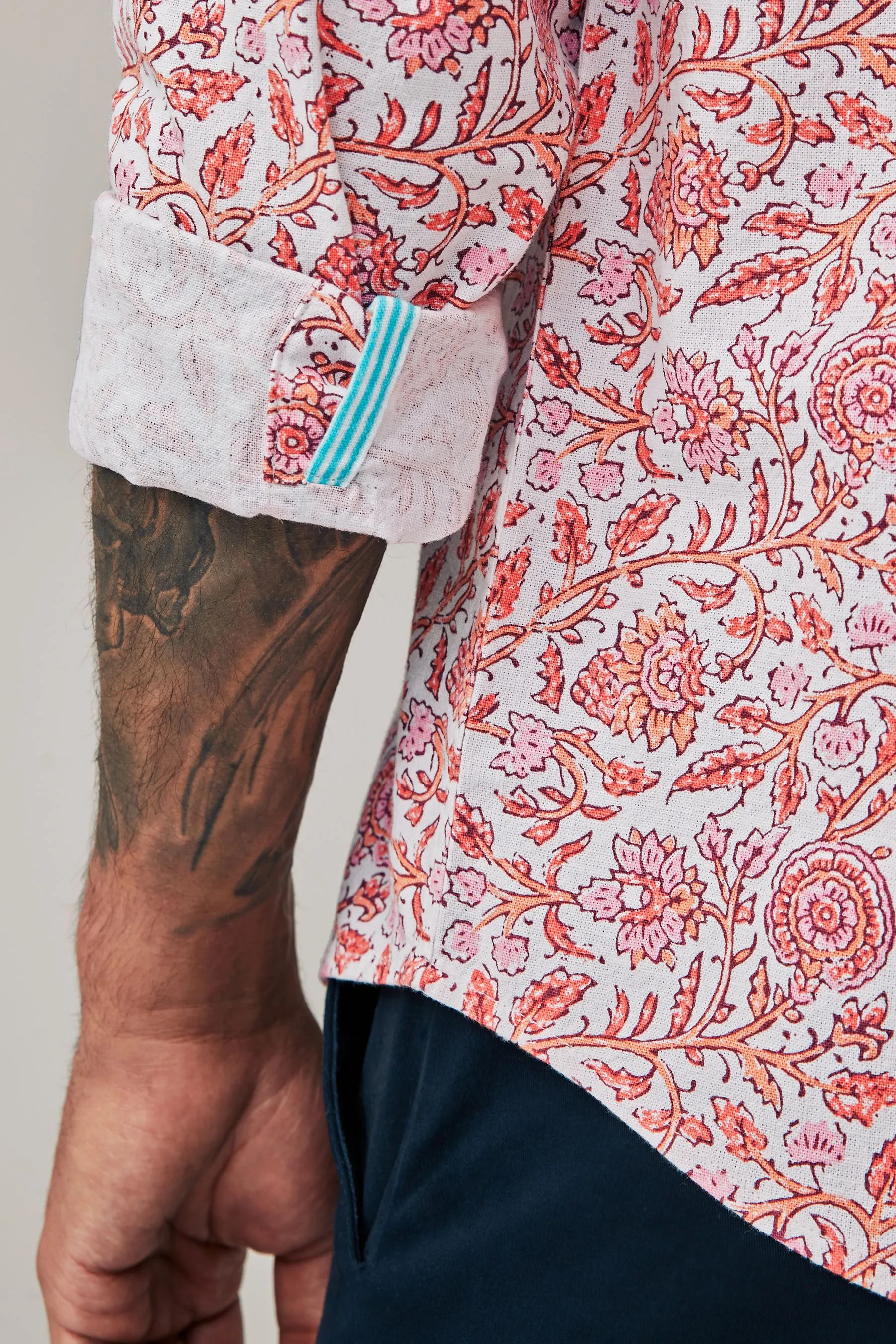 Camicia in Blend in Manica con risvolto lino