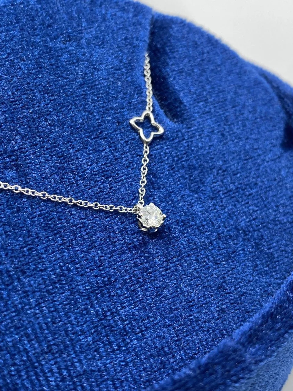 Collana Punto Luce Recarlo Anniversary in Oro Bianco e Brillante ct. 0,12