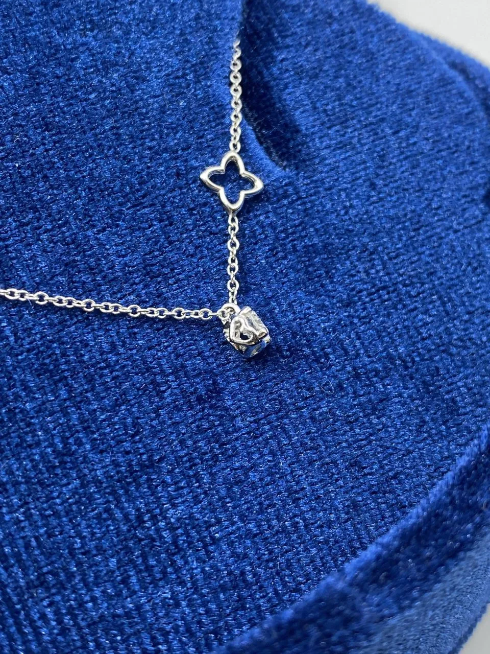 Collana Punto Luce Recarlo Anniversary in Oro Bianco e Brillante ct. 0,12