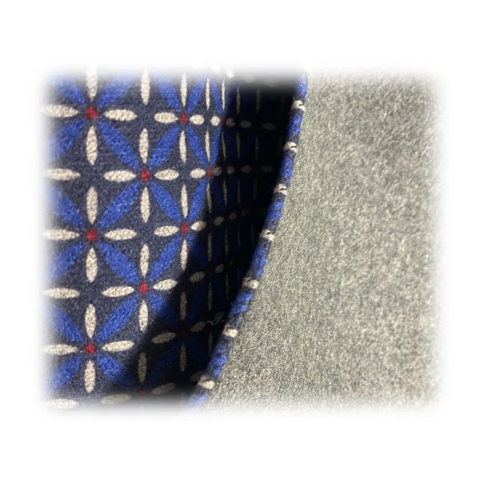 Fefè Napoli - Sciarpa Double Seventy Seta Fiori Blu - Sciarpe e Foulard - Handmade in Italy - Luxury Exclusive Collection