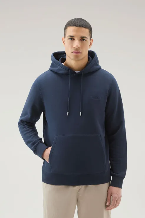Felpa in misto cotone con cappuccio e logo ricamato                                                                             