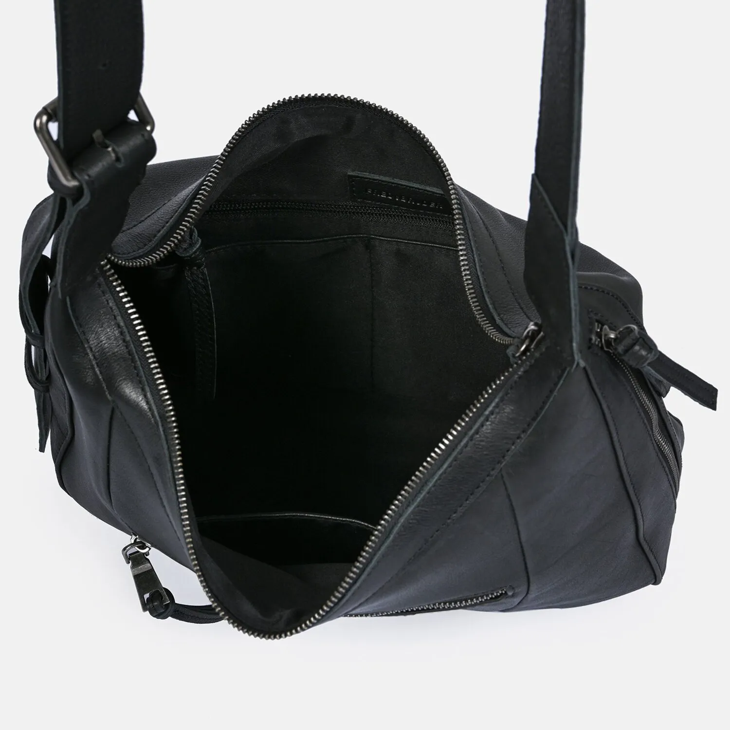 FredsBruder My Old Friend Borsa a tracolla Pelle 39 cm con piega di espansione