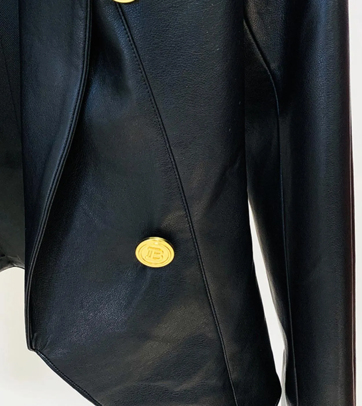 Giacca marrone nera Pu Leather Women New Designer in metallo doppio petto con bottoni giacca blazer tuta capispalla cappotto