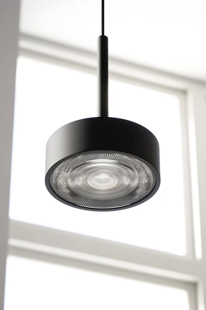 HOLE – SOSPENSIONE LED   B  7W CON ANELLO