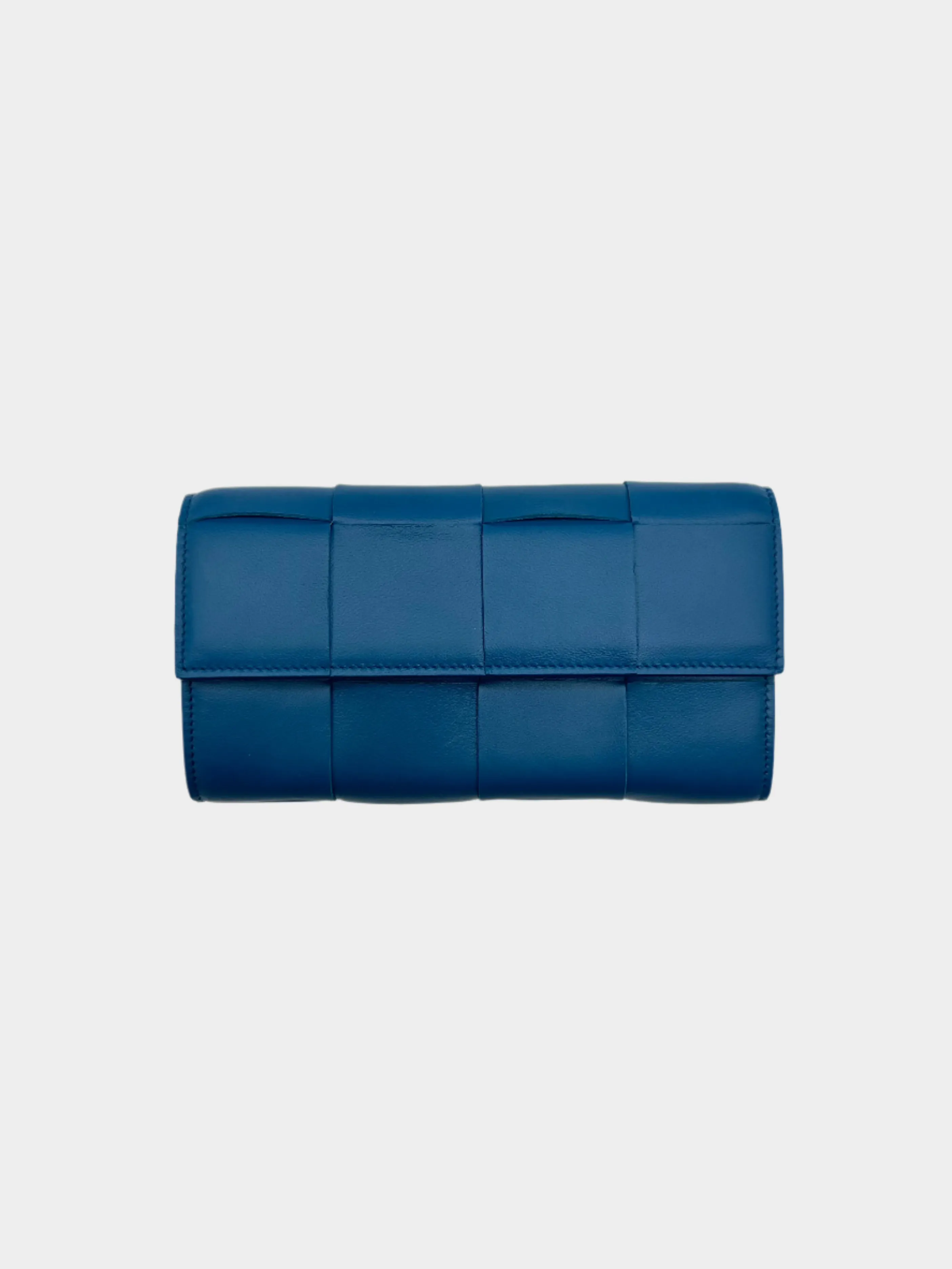 Intertwined Motif Wallet