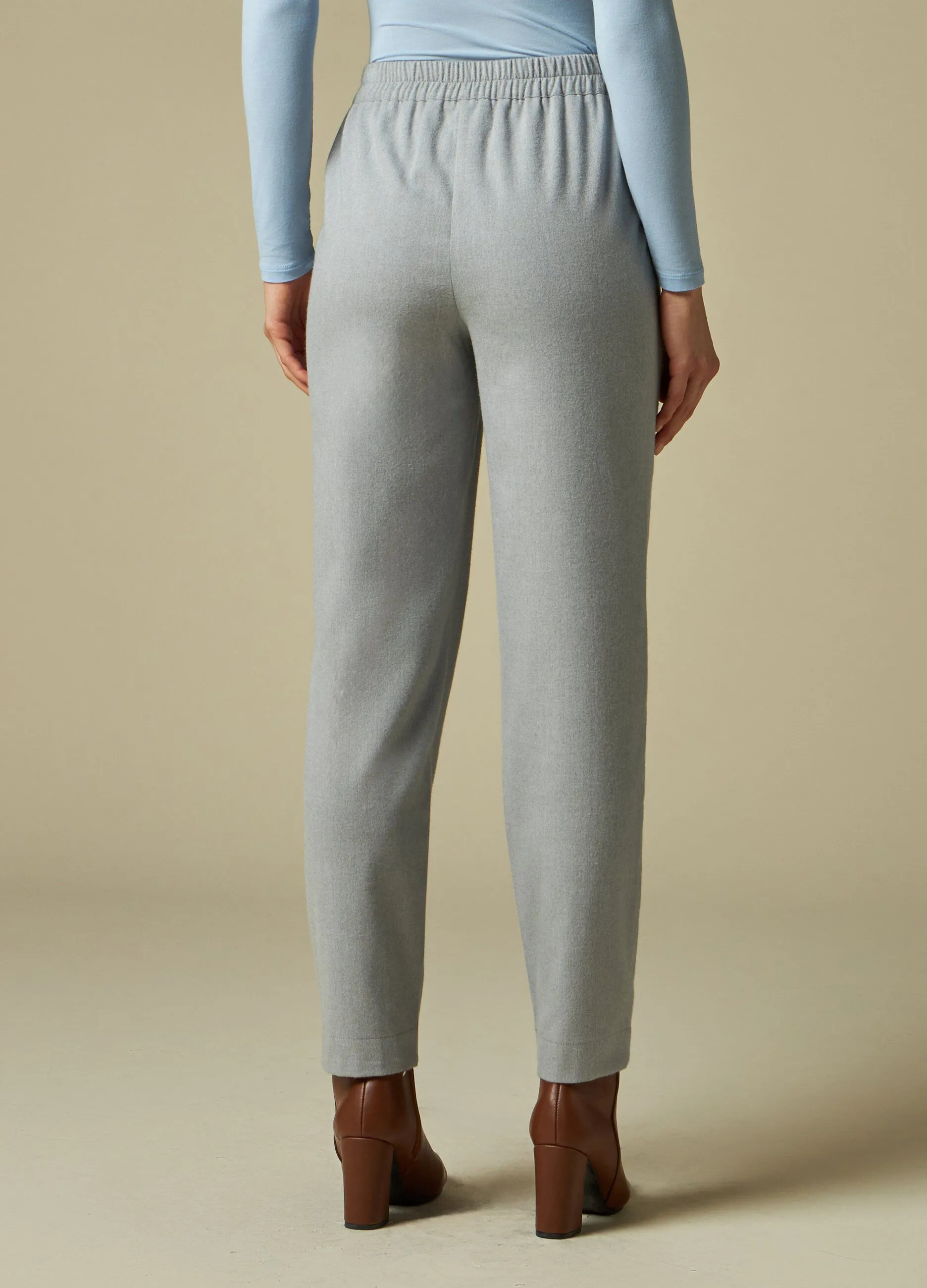 IWIE  Pantalone in misto viscosa con pinces donna