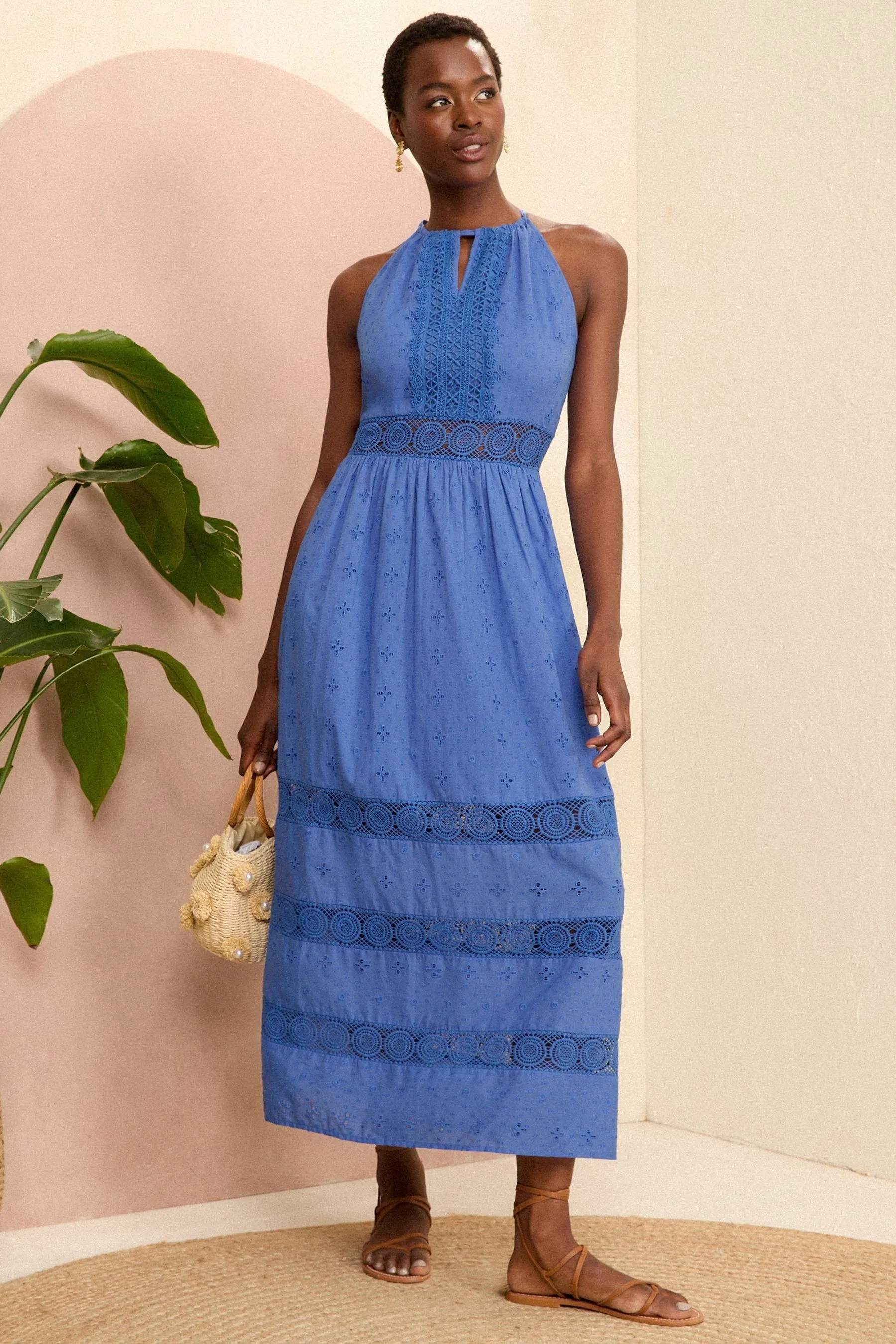 Love & Roses con scollo all'americana - Abito midi in pizzo sangallo