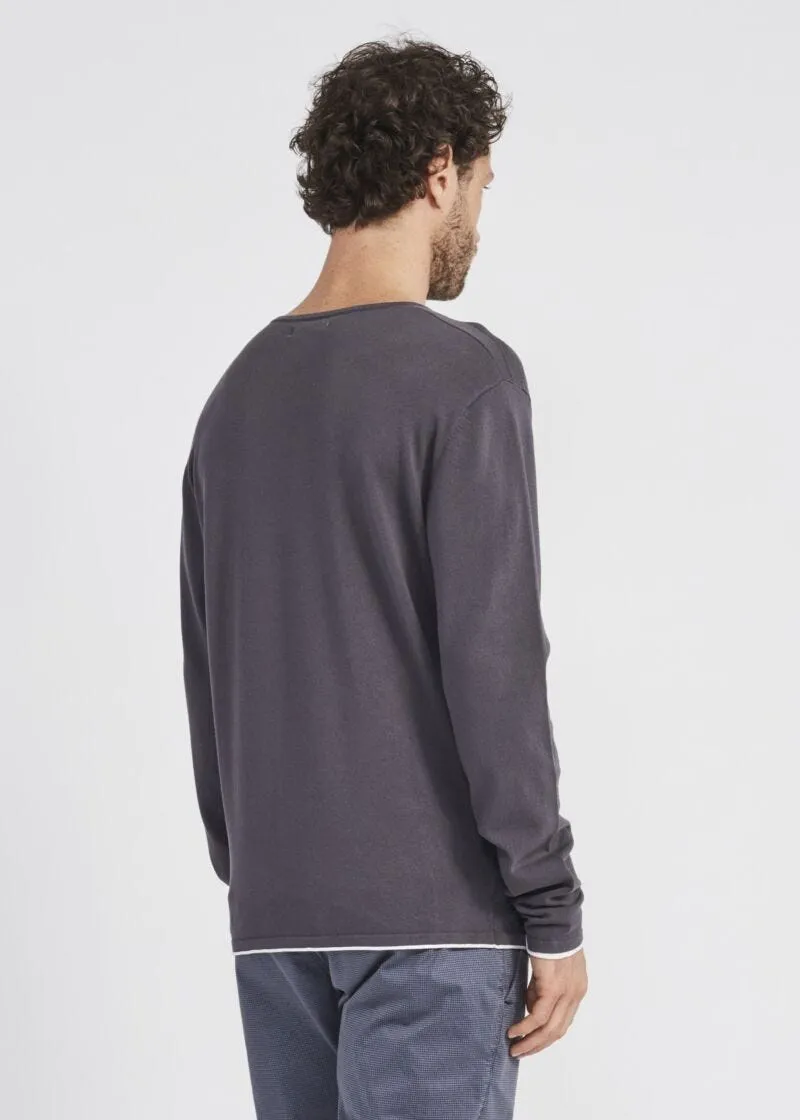 Maglia con intarsio a rilievo