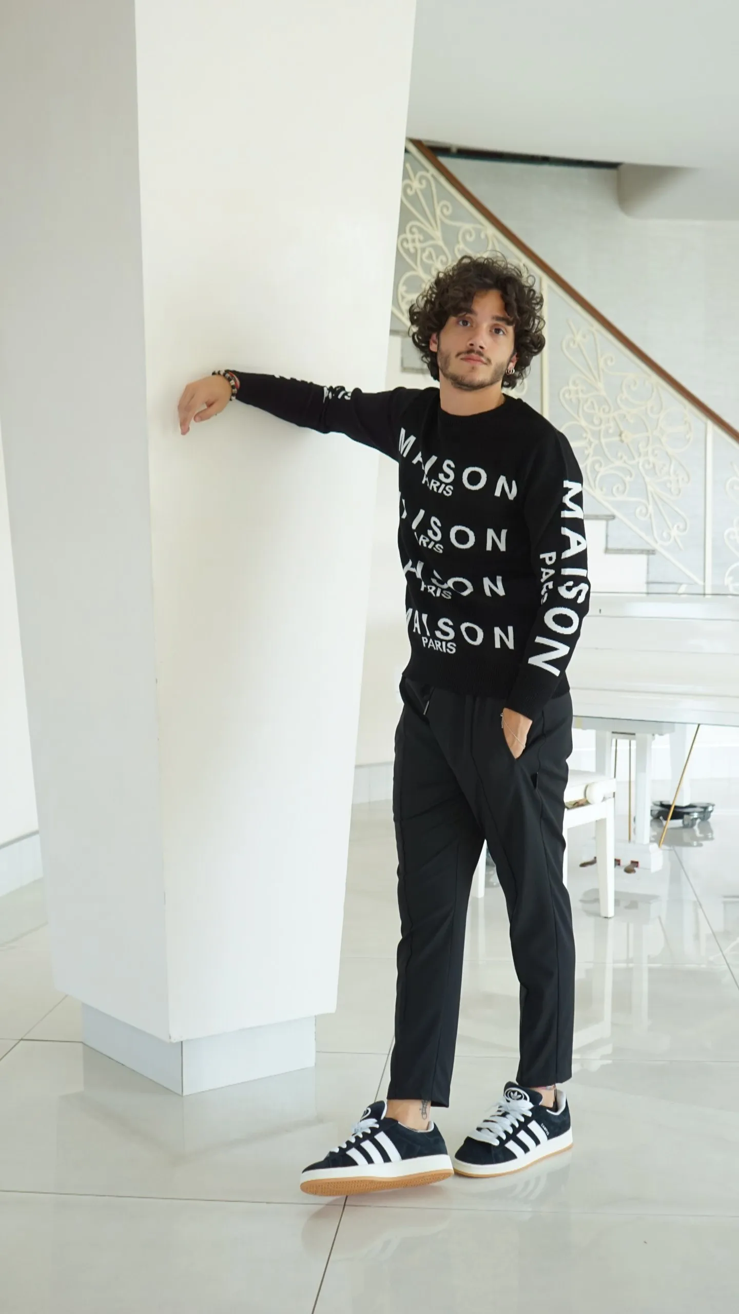 Maison 9 Paris Maglia lana multilogo