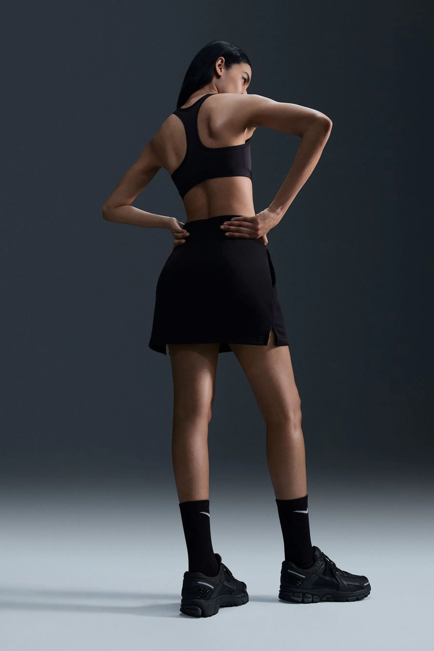 Nike - Reggiseno sportivo imbottito sostegno medio con logo