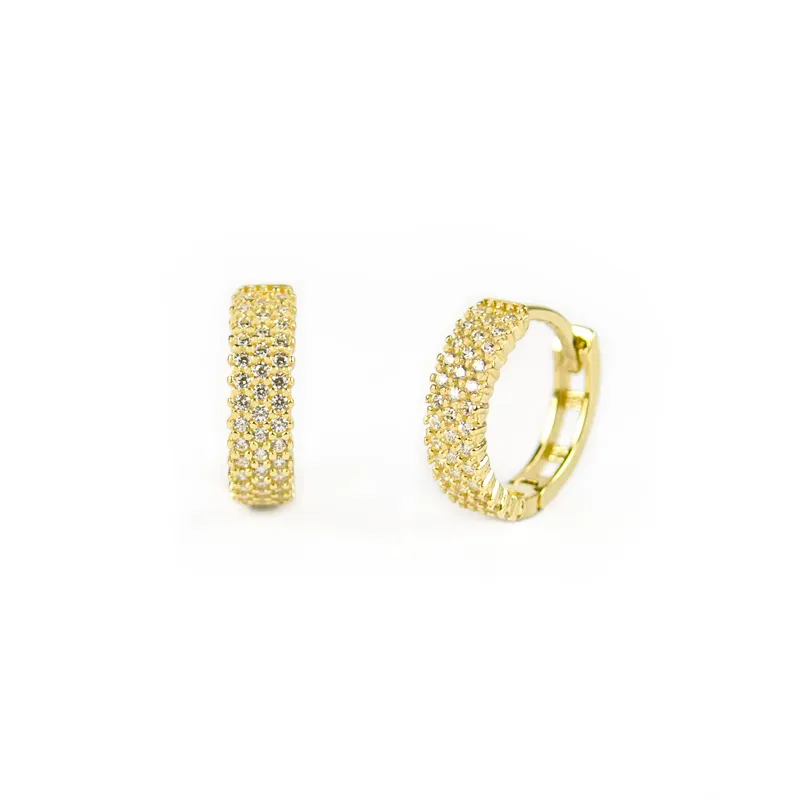 Orecchini scattini in oro giallo con pavé di zirconi