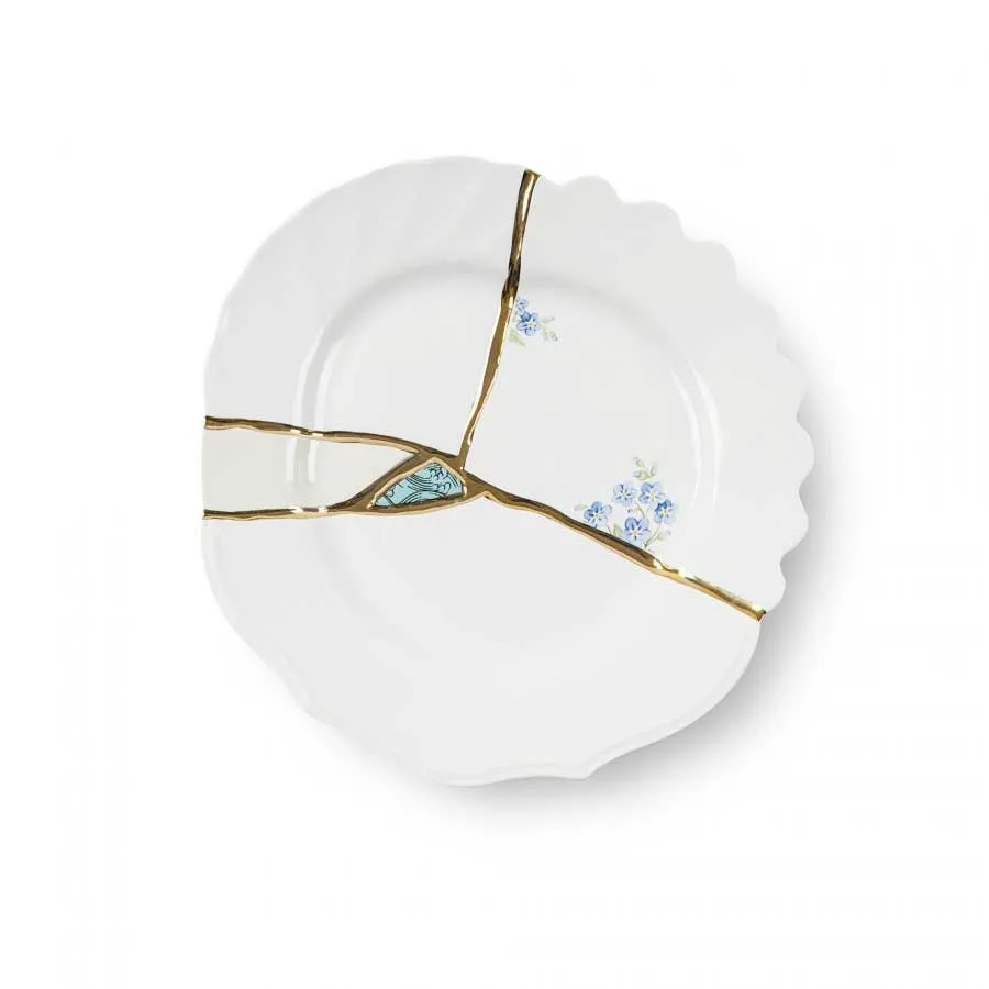 Seletti  Piatto dessert in porcellana con decori dorati Kintsugi