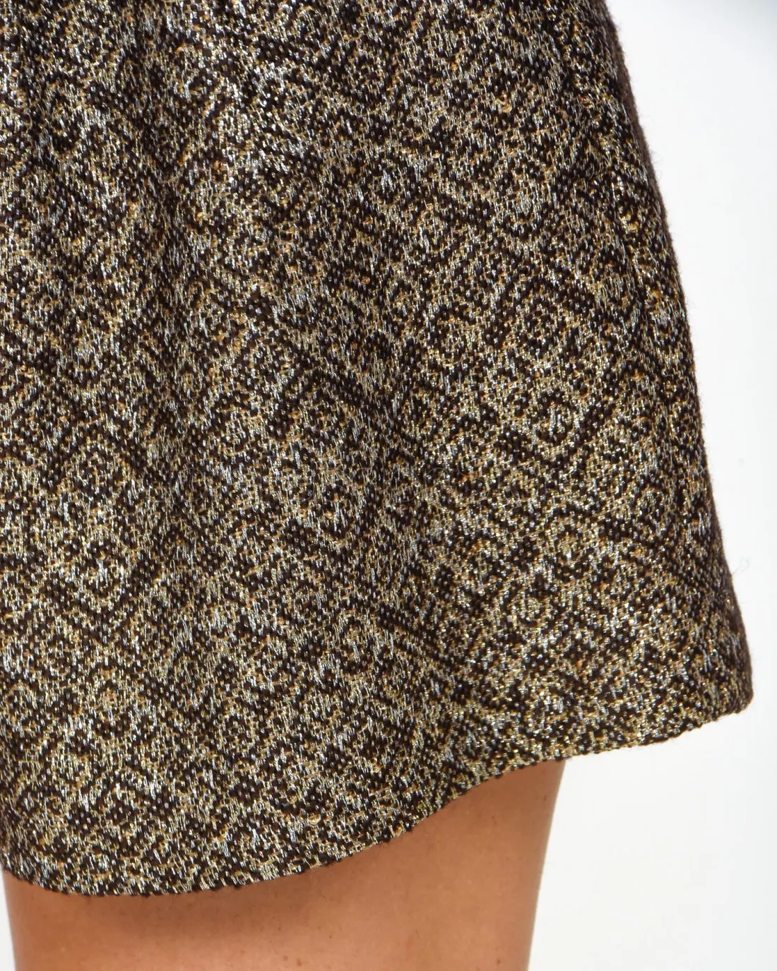 ---------------  ---------------  ---------------  ---------------  --------------Solo Tre Shorts Damascato Lurex Testa di Moro-