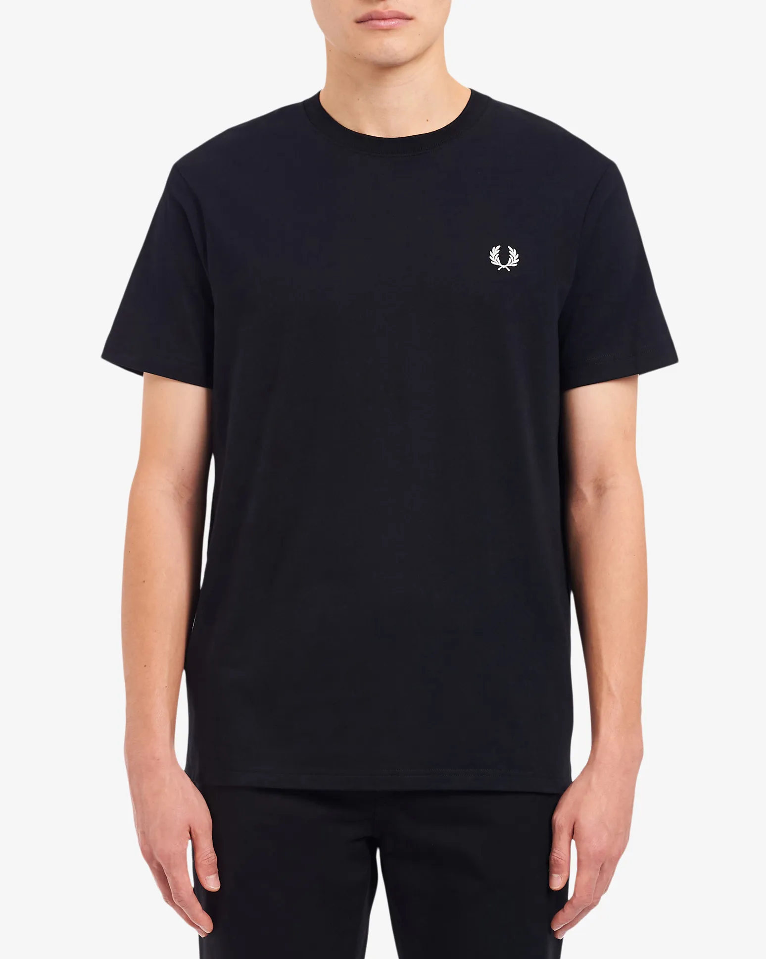 T-shirt nera mezza manica tinta unita